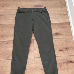 lululemon athletica Men's Pants - Dark Green
